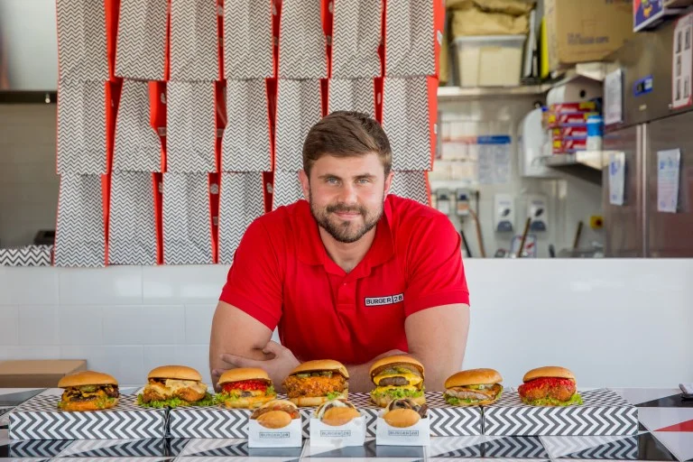 Burger28 – Local Spin on a Global Favorite
